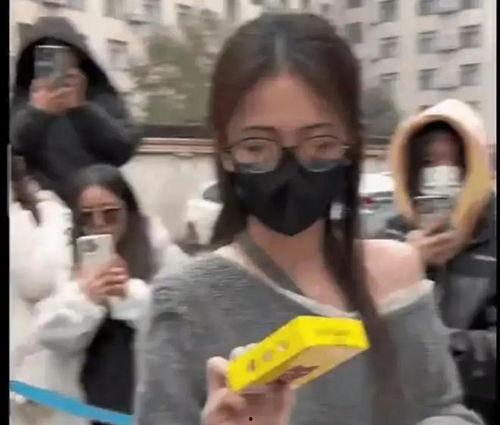 吃瓜快娱乐,揭秘娱乐圈幕后故事,带你领略明星真实生活